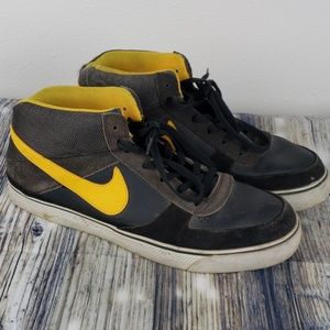 Nike SB Skateboard Shoes Size 13 High Top Mens